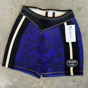 ripcurl neoprene shorts